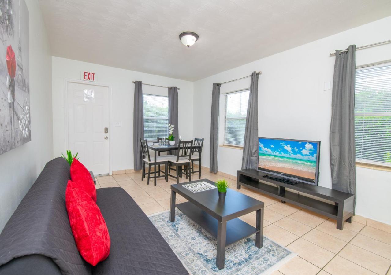 Hollywood Private Apartments エクステリア 写真