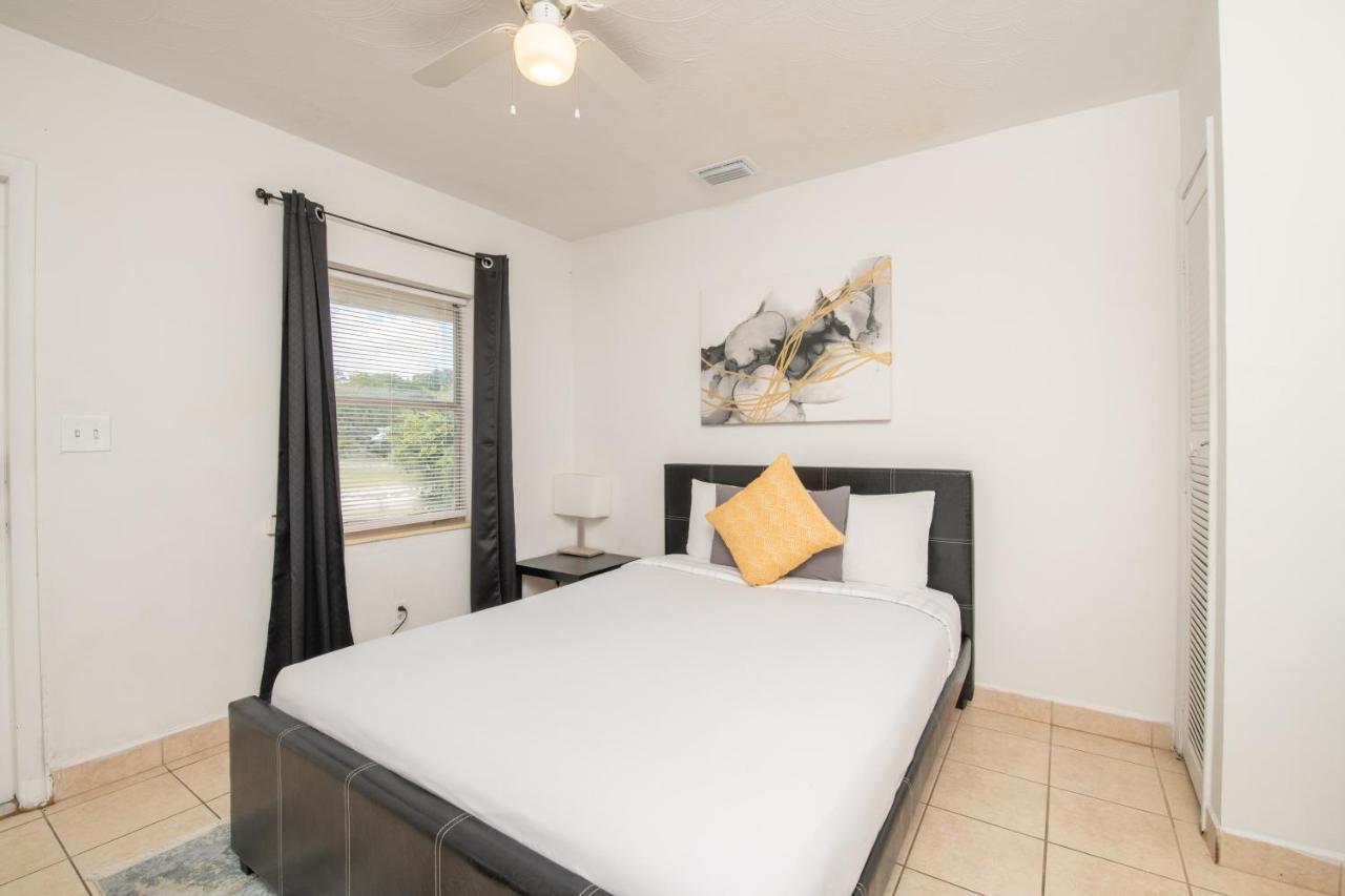 Hollywood Private Apartments エクステリア 写真