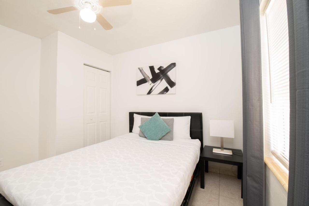 Hollywood Private Apartments エクステリア 写真