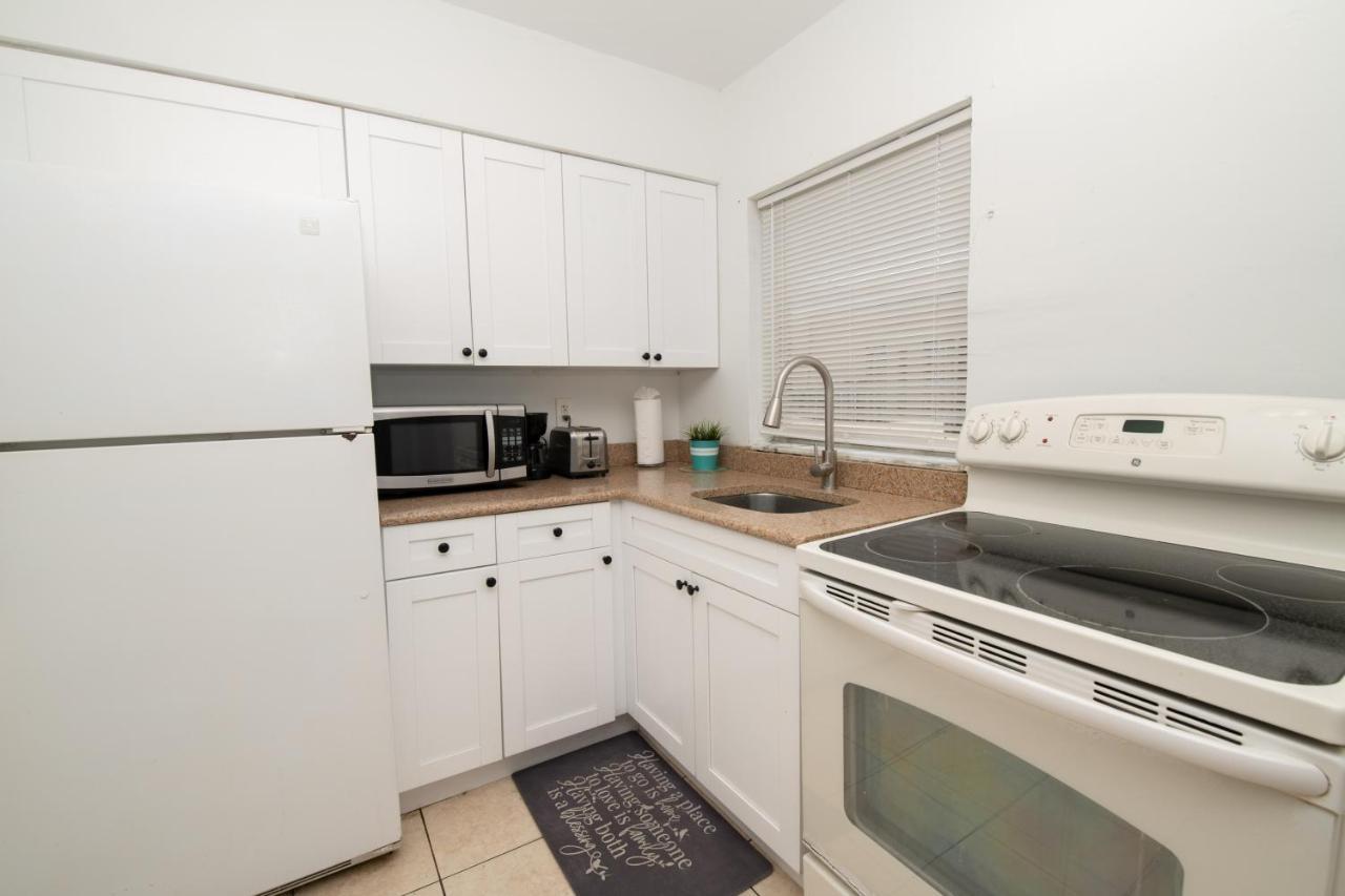 Hollywood Private Apartments エクステリア 写真