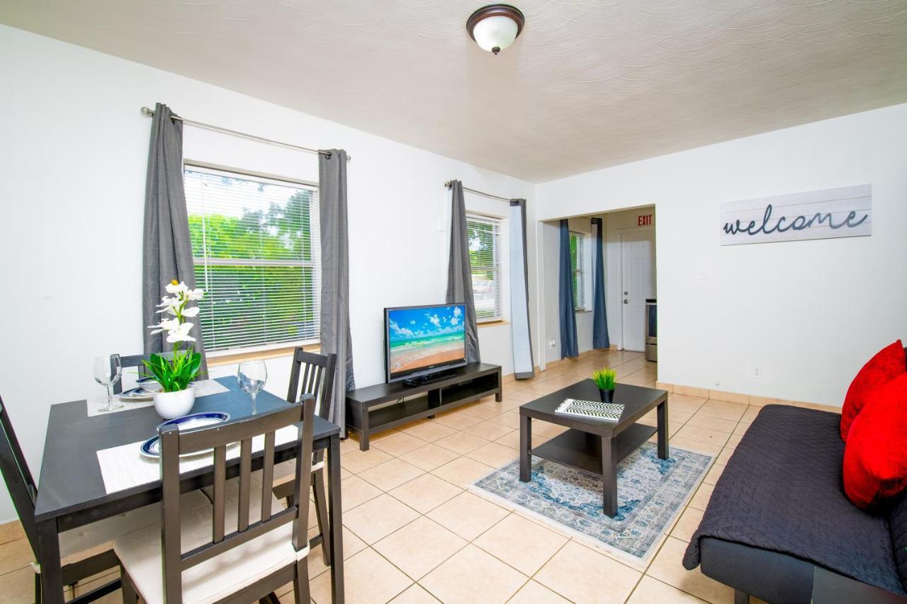 Hollywood Private Apartments エクステリア 写真